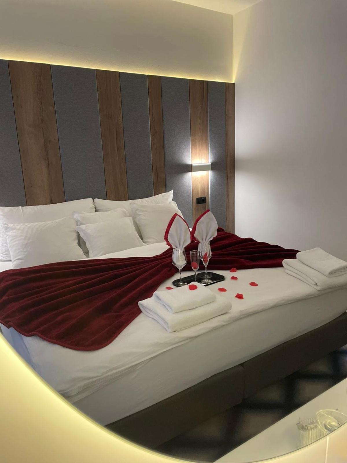 Swiss Plus Hotel Bihac Luaran gambar